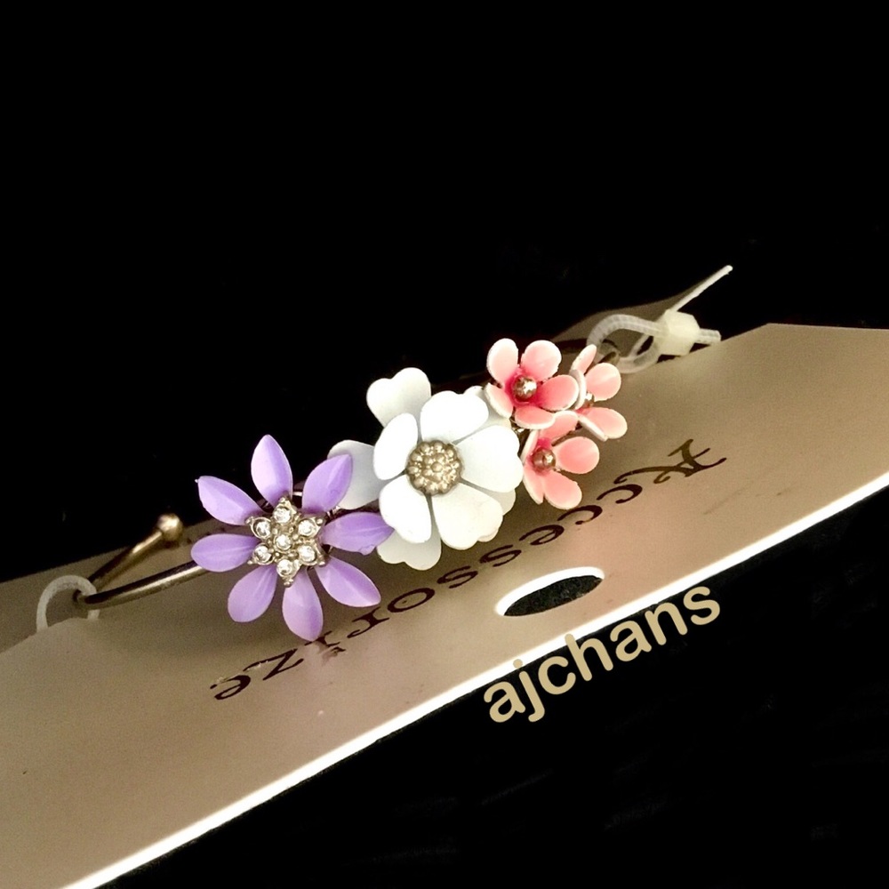 Accessorize Flower Bouquet Friendship Cuff Bracelet